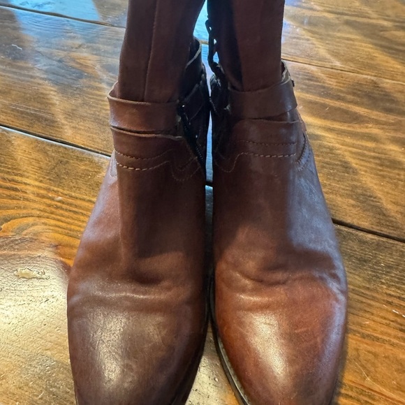 Donna Carolina Italian LEATHER booties. Size 40.5 EU. 9 US Brown COWBOY STYLE - Picture 2 of 11